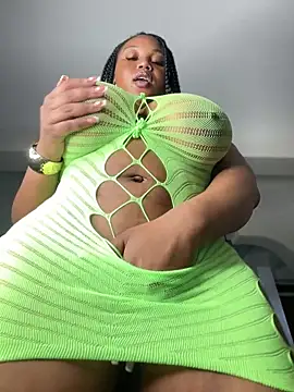 RoyalVibeXO's live cam