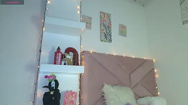 eva_sin18 live sex cam