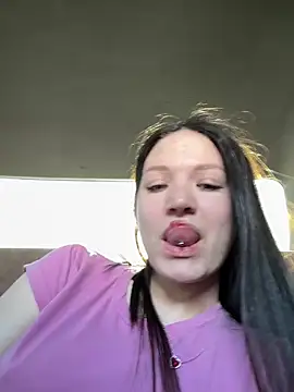 chilhorny (Ask my age) - blowjob in the shopping center toilet