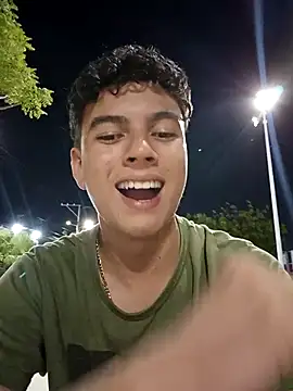 Santy_Stump's live cam