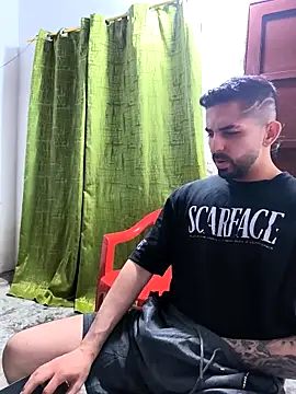 giannis090 live sex cam