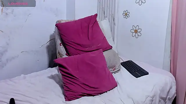 dulce_andrea__ - Dulce_andrea__'s free webcam - UK Sex Cams