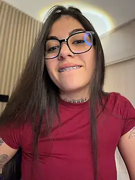 sarasanders_4 (F young) - SPANKS ASSX6