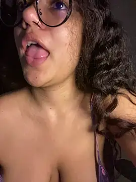 demonaughtyyy (F young) - PLUG IN ASS