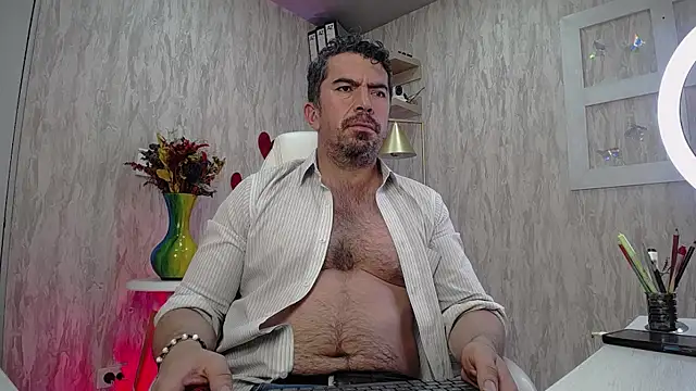 juankfit_45 - JuanKFit_45's free webcam - UK Sex Cams