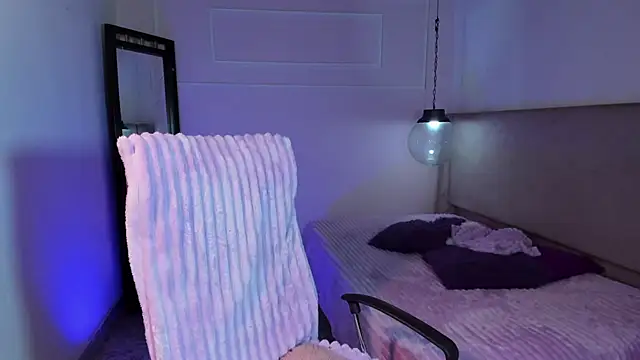 brendajennerr - Brendajennerr's free webcam - UK Sex Cams