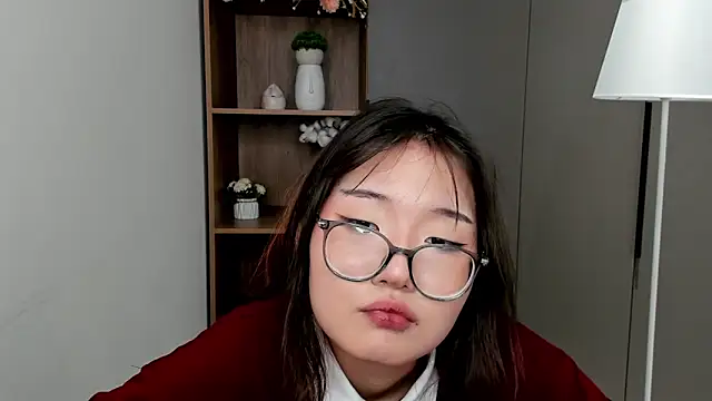 nellemihalko (F teen) - I'll show you a heart with my hands