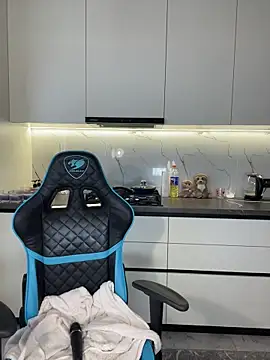 curlylara - CurlyLara's free webcam