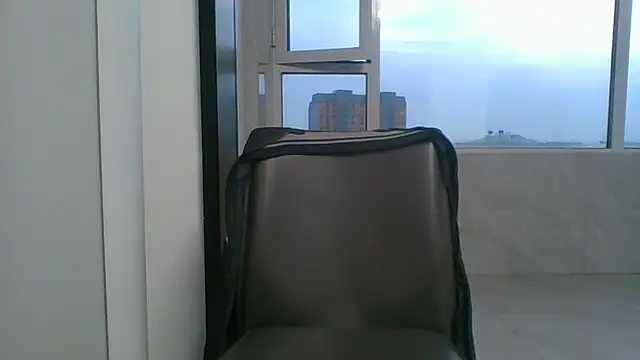 nole_china7 (Ask my age) - talk / fun / cum