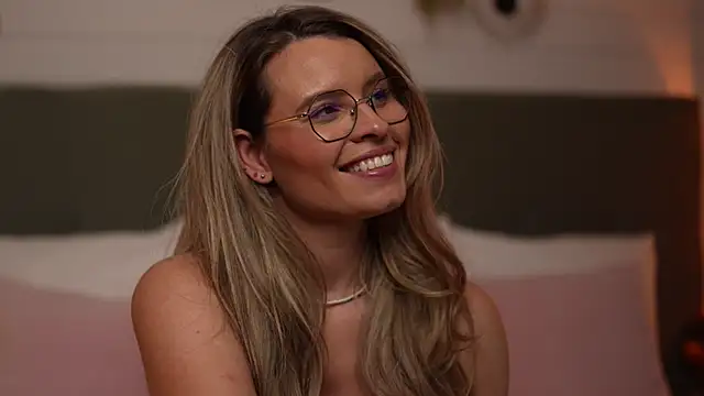 brandywhite (F milf) - last tipper control my toy