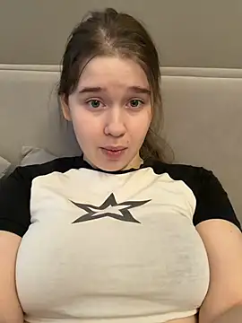 HornyGirlH's live cam