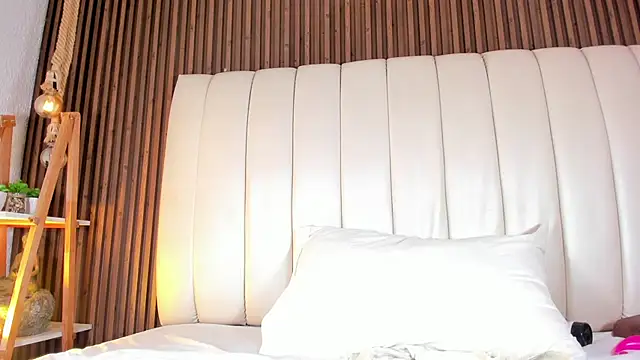 sandramilerr (F young) - analshow: