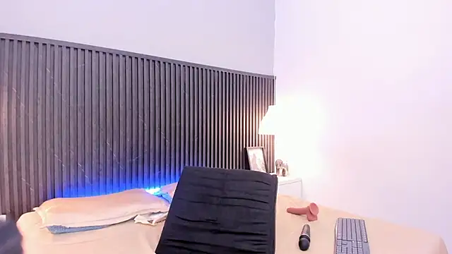 kenia_storm - Kenia_Storm's free webcam