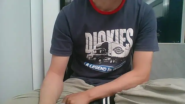 nole_china7 (Ask my age) - talk / fun / cum