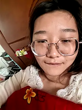 美女sisi-maiden在线直播