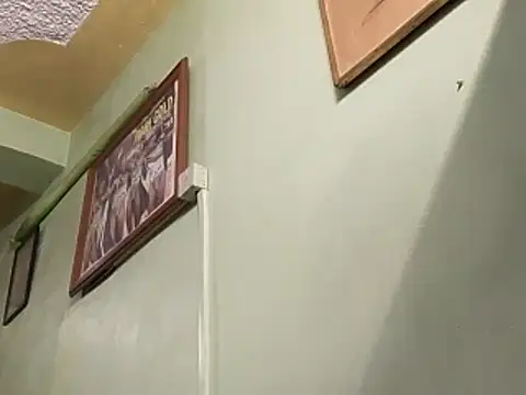 calme_odl1 - Calme_odl1's free webcam - UK Sex Cams