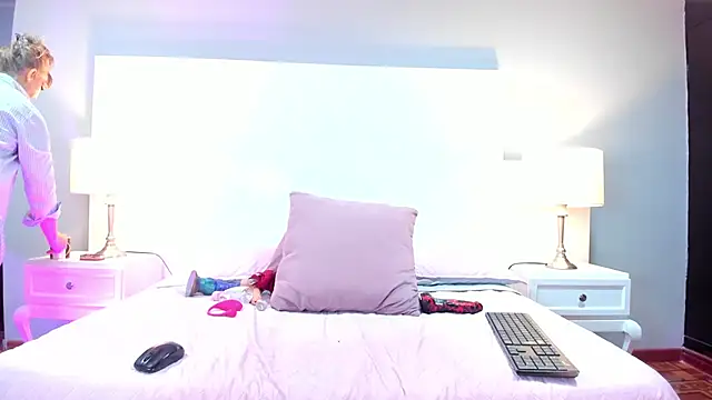 thecrazyadams_ - Thecrazyadams_'s free webcam