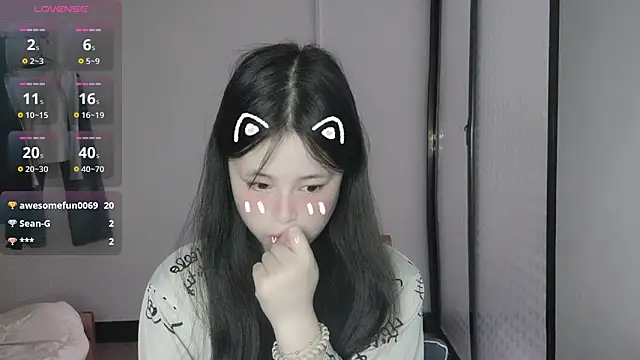 f-wanzi - F-Wanzi's free webcam