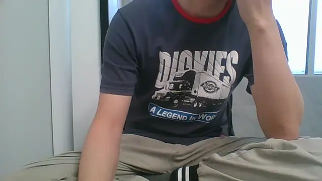 nole_china7 (Ask my age) - talk / fun / cum