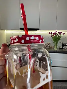 CurlyLara live sex cam