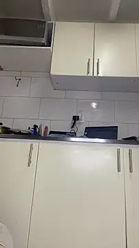 Chloee_Peach live sex cam