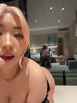 美女winter11在线直播