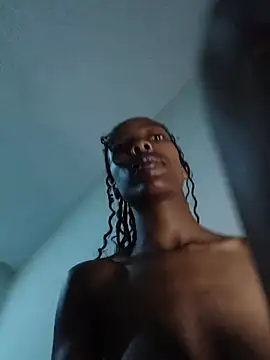 Webcam Model (MsParisSmith)  is live.Free join now!