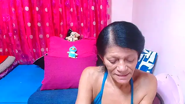 sluttyroxy - SLUTTYROXY's free webcam