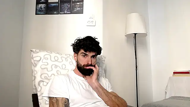 verycutex - Verycutex's free webcam - UK Sex Cams