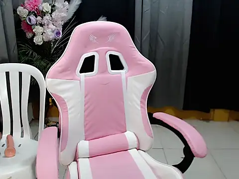 honeyafterdark_ - HoneyAfterDark_'s free webcam