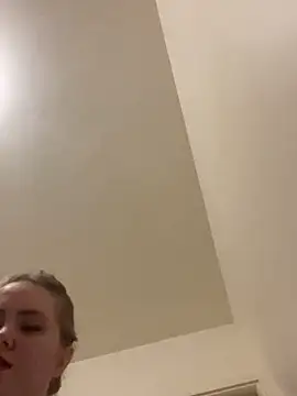 vikml166 - Vikml166's free webcam