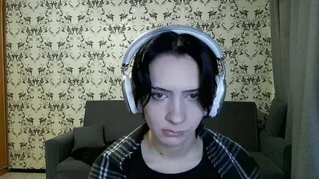 lxaybloom - LxayBloom's free webcam