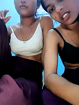 Karishma_88 Live Webcam on Stripchat