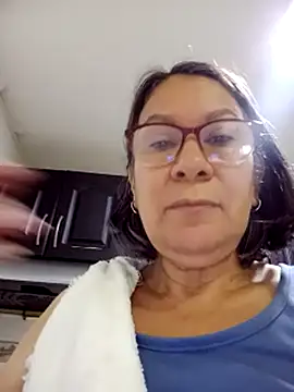 victoria_wayne (F mature) - squirt naked