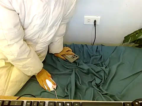 lina-remyy - Lina-Remyy's free webcam - UK Sex Cams