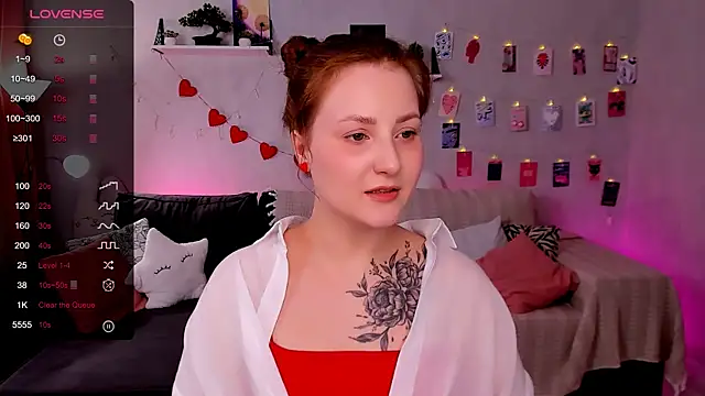 velvet_cherry_ - Velvet_cherry_'s free webcam - UK Sex Cams