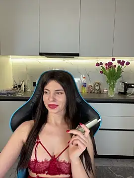 CurlyLara live sex cam