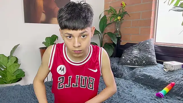 Andy_Belier23's live cam