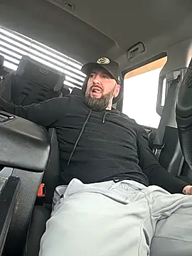 Beardedtattood's live cam