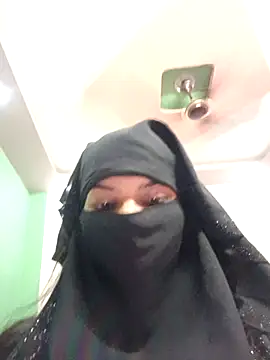 Webcam Model (Aafreen_36)  is live.Free join now!