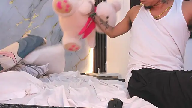 _cannabitch live sex cam