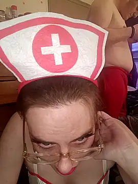 snowbird1117 (G milf) - Wear something kinky