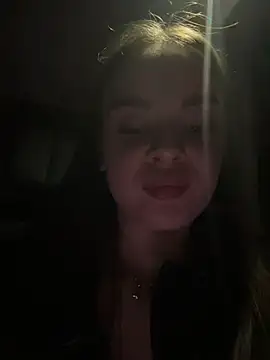 KristiRich live sex cam