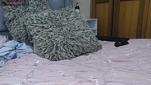 skarlett__36 - Skarlett__36's free webcam - UK Sex Cams