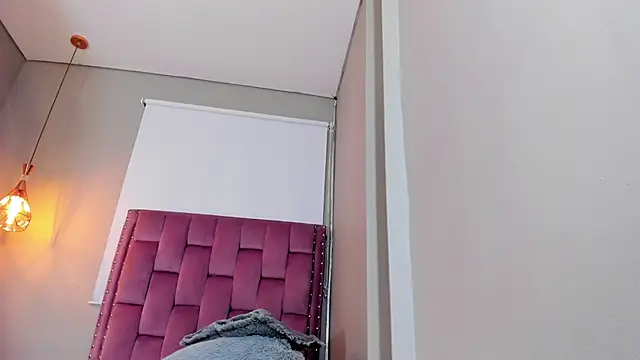 roxy_stonee - Roxy_Stonee's free webcam - UK Sex Cams