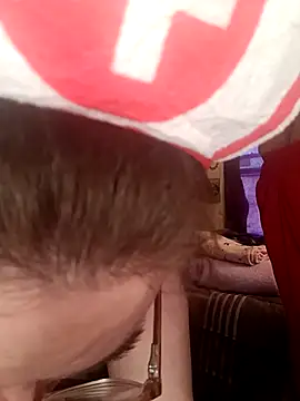 snowbird1117 - Snowbird1117's free webcam - UK Sex Cams