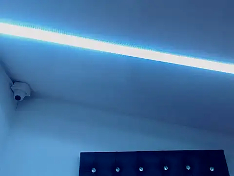 elegantdesirexx - ElegantDesirexx's free webcam - UK Sex Cams