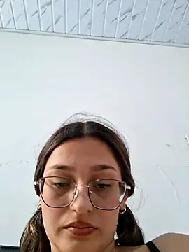 ary-18 (F teen) - 3 finger masturbation