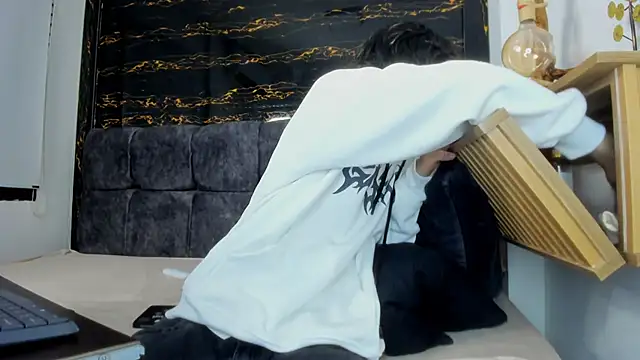 diamond_twink (M twink) - SHOW CUM