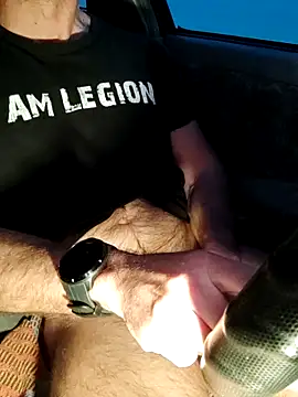 greekguyoutdoors (M mature) - All naked and cum!!!